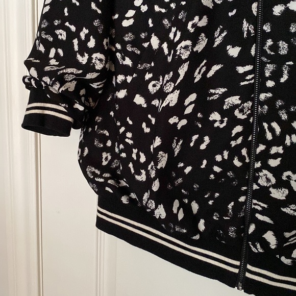 Black and white leopard varsity jacket - Picture 3 of 5